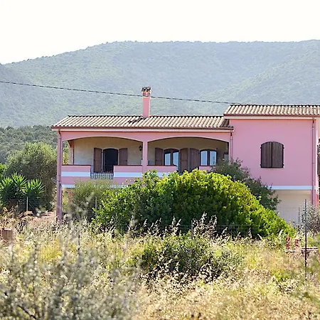 Casa Elena Holiday home