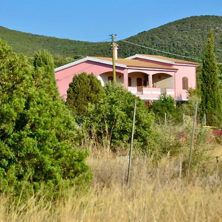 Сasa de vacaciones Casa Elena *
