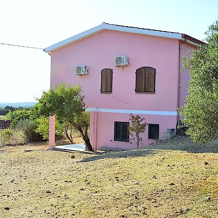 Semesterbostad Casa Elena Masainas